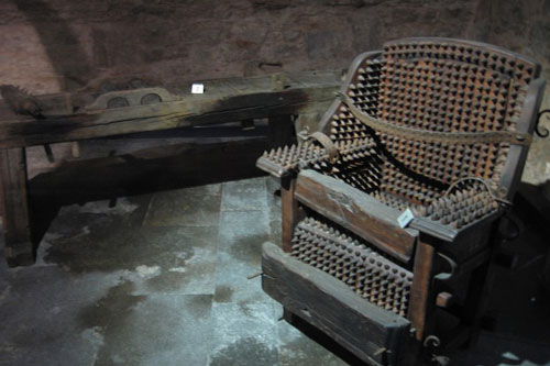 'Kinh hãi' với những dụng cụ tra tấn thời Trung Cổ ở Nga (phần 3)