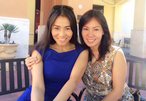 Chị gái Việt kiều hơn 8 tuổi trẻ như sinh đôi với Thu Minh