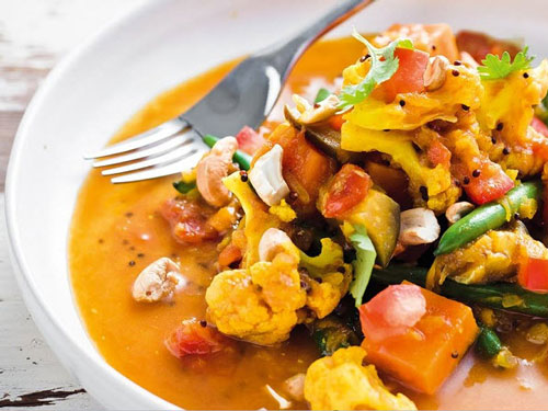 Cuối tuần làm cà ri cá lạ miệng chiêu đãi cả nhà