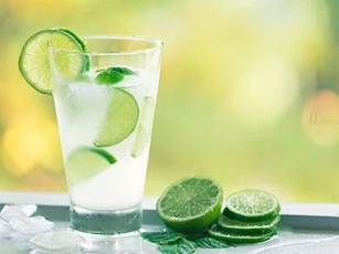 Cho thêm thứ này vào nước chanh uống hàng sáng, béo đến mấy cũng giảm cân vù vù
