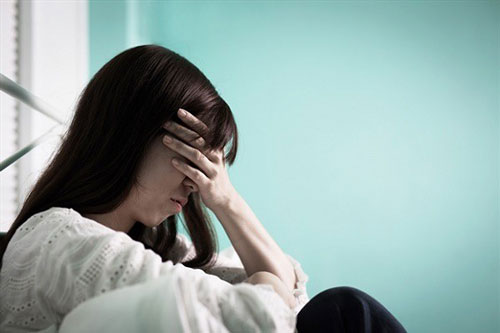 Gặp 'tình yêu sét đánh', vợ mãn nguyện rồi chết lặng khi biết mình chỉ là 'kẻ thế thân' cho người khác