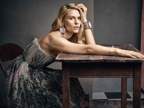 Claire Danes xinh bất chấp nếp nhăn tuổi tác