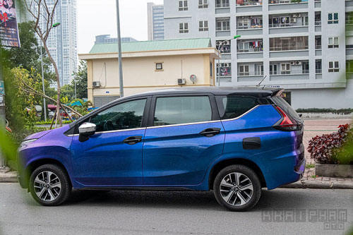Xem xe giá rẻ Mitsubishi Xpander màu độc nhất Việt Nam