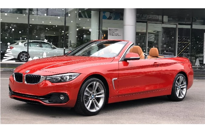 BMW 420i Convertible.