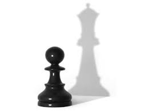 Mải chạy theo người khác sẽ chỉ là “bản sao thất bại”, luôn bị xem thường nhục nhã vô cùng