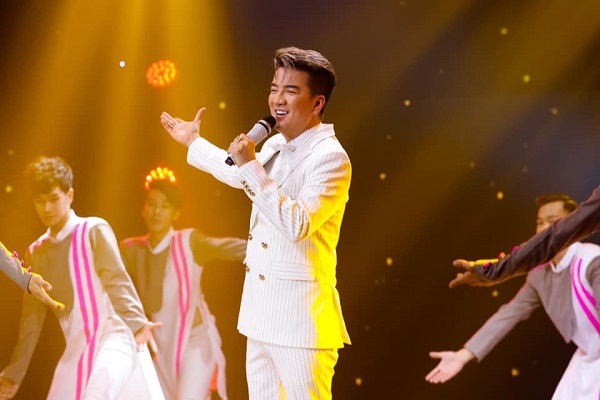 Đưa tin sai về dịch bệnh do virus corona, Đàm Vĩnh Hưng sẽ bị xử phạt từ 20 - 30 triệu đồng