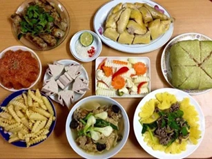Rằm tháng Giêng làm mâm cỗ cúng như thế này thần linh 'gật đầu' ưng ý, cuối năm đếm tiền mỏi tay