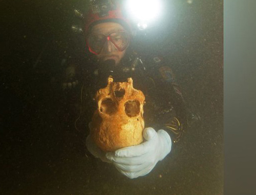 Giật mình bộ xương phụ nữ 10.000 tuổi có hộp sọ biến dạng