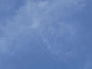 Vật thể kỳ quái xuất hiện trên bầu trời Mỹ, nghi là UFO