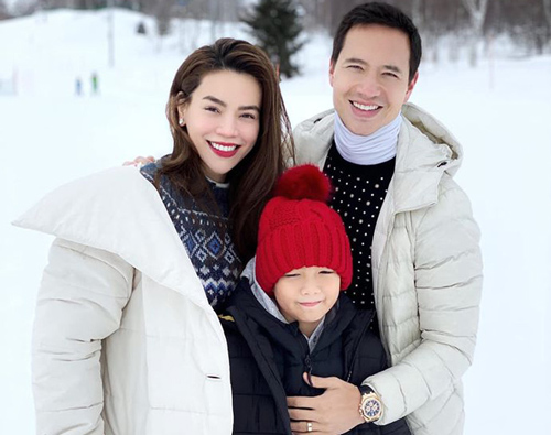 Hà Hồ khoe nhẫn kim cương "khủng" được bạn trai Kim Lý tặng Valentine?