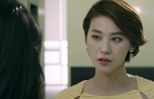 Phát hiện chồng ngoại tình từ vết xước trên màn hình điện thoại và cách "dằn mặt" ả nhân tình của vợ cao tay