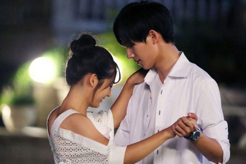 Chê vợ xấu trước mặt nhân tình, chồng nhận ngay 'cái kết đắng' khi bị bắt ngay tại trận