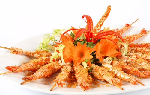 Chiêu đãi khách với món tôm chiên trứng muối béo ngậy