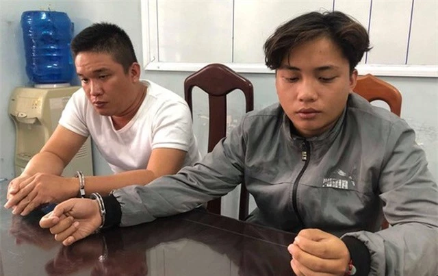 Bắt 2 nghi can là anh em ruột sát hại 2 người lúc rạng sáng ở Nha Trang - 1