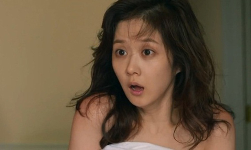 Dâu trẻ 'sốc toàn tập' với hành động bất ngờ của người chồng tàn tật ngay đêm tân hôn