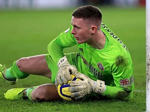 Henderson ra điều kiện trở lại M.U khiến Solskjaer khó xử