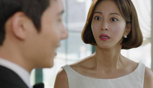 Bị bạn trai mắng thậm tệ vì lỡ nhầm mẹ chồng tương lai với người giúp việc