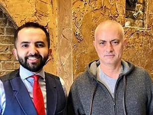 Mourinho "cạo đầu xuống tóc" khiến fan Tottenham mừng thầm
