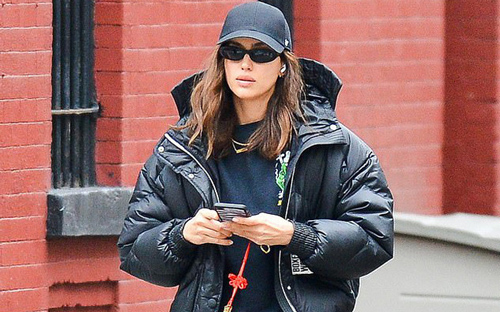 Irina Shayk lộ diện lần đầu tiên sau khi tái hợp bạn trai cũ Bradley Cooper