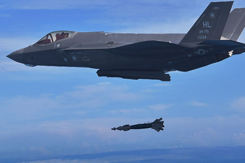 Lầu Năm Góc thừa nhận hàng trăm khiếm khuyết ở máy bay chiến đấu F-35