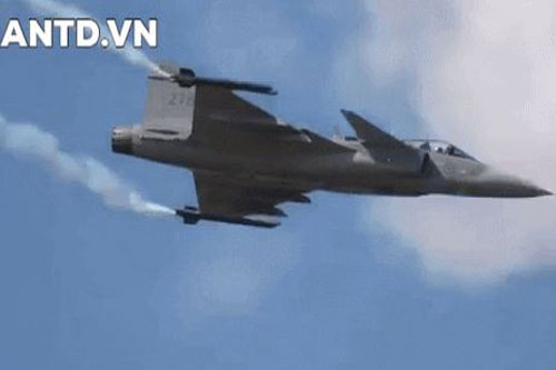 Đối thủ của Su-35S Nga tại châu Âu đã chính thức đi vào biên chế