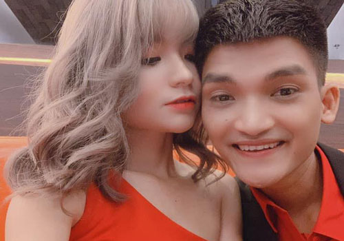 Mạc Văn Khoa phủ nhận làm đám cưới với bạn gái vào cuối năm