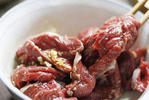 Muốn xào thịt bò không dai, mềm tan trong miệng, tăng cường dinh dưỡng hãy ướp cùng nguyên liệu "bất bại" sau