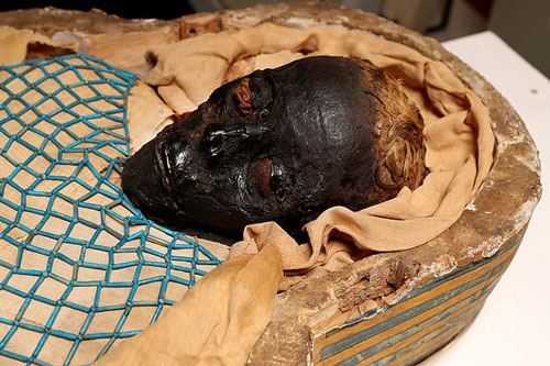 "Soi" chi tiết "cực dị" bên trong xác ướp Ai Cập 2.600 tuổi