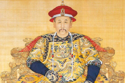Tiết lộ sự thật chấn động về những góc khuất quanh cuộc đời vua Khang Hi: Chiếm đoạt cô ruột làm vợ