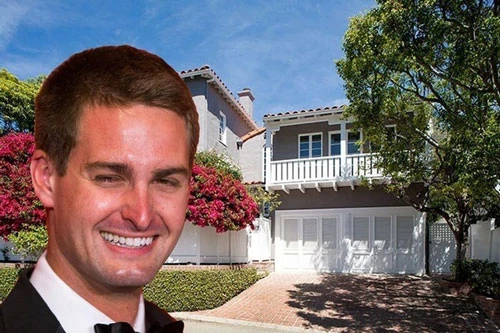 Tháng 11/2014, Spiegel chi 3,3 triệu USD để sở hữu căn biệt thự đầu tiên của mình. Ngôi nhà 3 phòng ngủ này tọa lạc tại khu Brentwood, thành phố Los Angeles. Ảnh: Reuters.