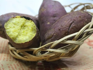 Không cần luộc, không cần nướng, thực hiện theo cách đơn giản sau bạn sẽ có một nồi khoai ngon tuyệt hảo