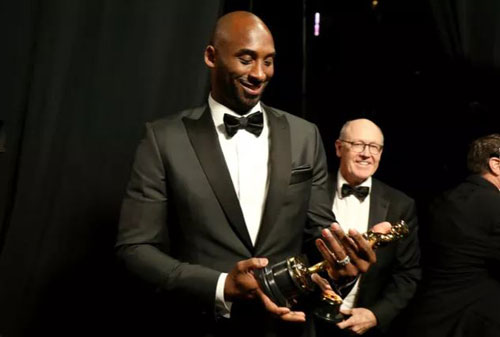 Huyền thoại bóng rổ Kobe Bryant được tôn vinh tại Oscar 2020