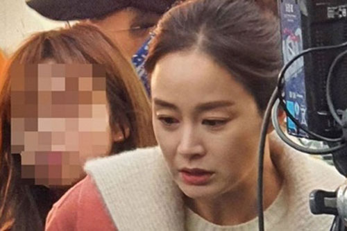 Kim Tae Hee lộ ảnh kém sắc