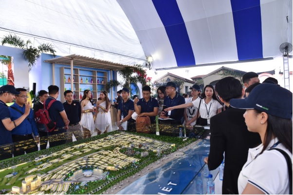 HoREA đề xuất khoanh nợ, giãn nợ, giảm lãi suất vay, giảm thuế hỗ trợ DN bất động sản do tác động của dịch Corona