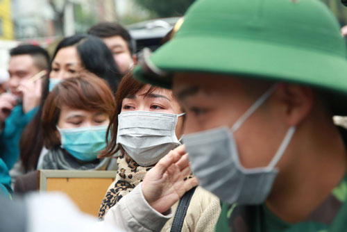 Người hồ hởi, người bịn rịn ở ngày hội tòng quân Thủ đô 2020