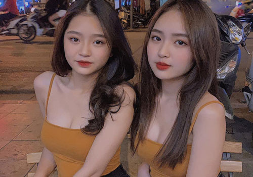 Ngẩn ngơ trước nhan sắc của cặp chị em Việt tựa 'Thúy Vân, Thúy Kiều' xuất hiện trên báo Trung