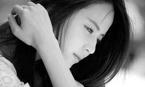 Đau đớn, tủi phận khi đi khám thai lại gặp chồng đưa nhân tình đi phá 