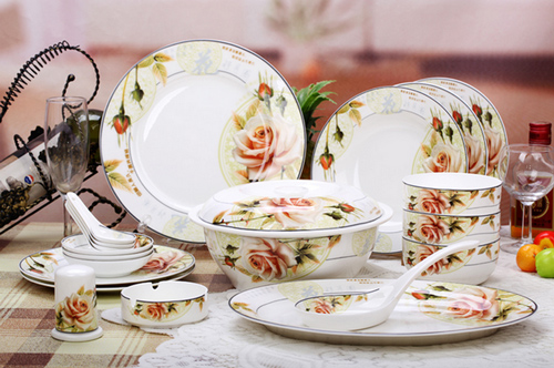 Ra chợ mua bát đĩa thấy kiểu này đừng vì đẹp mà mua kẻo cả nhà đối mặt với nhiễm độc chì nặng