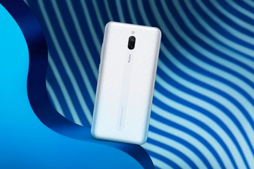 Xiaomi ra mắt smartphone camera kép, pin 5.000 mAh, giá hơn 2 triệu