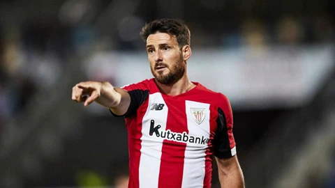 Tiền đạo Aritz Aduriz