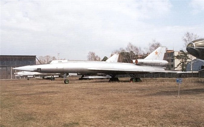 Cung mot ten, nhung Tu-22 va Tu-22M lai khac nhau 