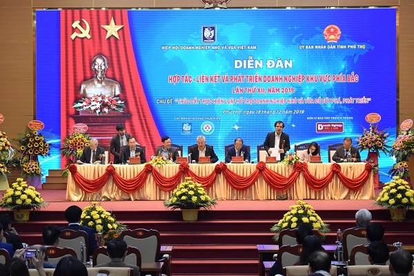 The 12th "Cooperation -Connection and Enterprise Development" Forum officially opened at 8pm on December 18, 2019 in Phu Tho province.