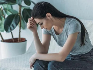 Tôi bị khống chế bởi người đàn ông đã có gia đình