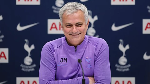 Mourinho đáp trả đanh thép kẻ chê mình vô dụng