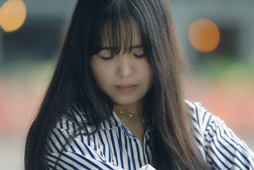 Sau đám tang chồng, người phụ nữ lạ đến đưa tờ cam kết, hành động của mẹ chồng khiến tôi bất ngờ