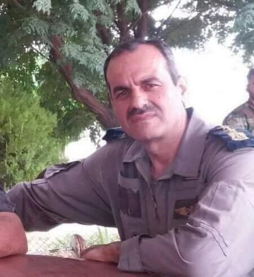 Chuẩn tướng phi công Sharaf Issa Izz Al-Din được báo cáo đã thiệt mạng trên chiếc Mi-8. Ảnh: Al Masdar News.