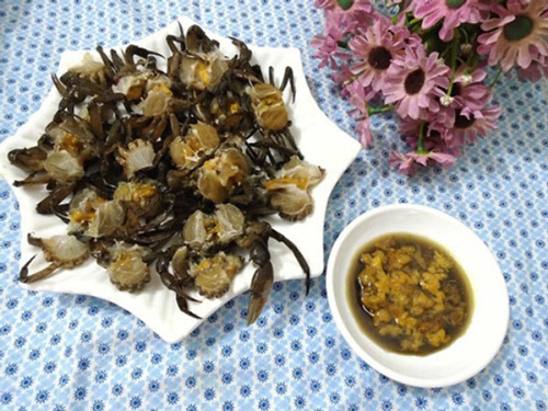 Ăn cua kiểu này là đang "đón" bệnh vào người, hủy hoại sức khỏe, nhiều người Việt vẫn mắc