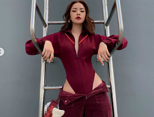 Chi Pu khoe thân hình nuột nà với style nóng bỏng