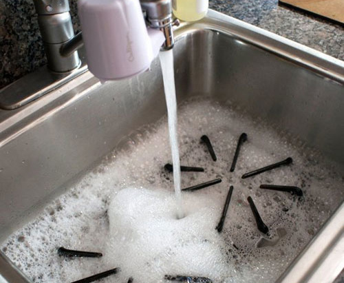 Bếp ga, tủ lạnh - cách tẩy sạch nhanh nhất chỉ sau 5 phút mà không tốn tiền của, công sức