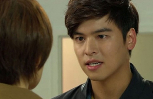 Bị mẹ vợ tương lai chê "kém sang, quê mùa", tôi đáp trả một câu khiến bà im tịt